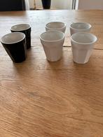 Espresso kopjes HEMA wit en zwart, Ophalen of Verzenden, Zo goed als nieuw, Overige stijlen, Kop(pen) en/of Schotel(s)