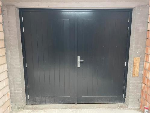 Garagedeur plus kozijn politiekeurmerk, Doe-het-zelf en Verbouw, Kozijnen en Schuifpuien, Zo goed als nieuw, Hout, 225 cm of meer