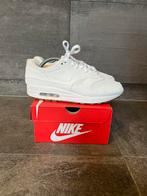 Nike Air Max 1 White Gum Sole | Maat 42, Kleding | Heren, Schoenen, Wit, Nike, Ophalen of Verzenden, Sneakers of Gympen