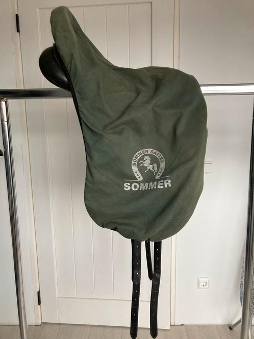 Sommer dolce zadel 17,5”, Dieren en Toebehoren, Paarden en Pony's | Zadels, Zo goed als nieuw, Dressuur, Ophalen of Verzenden