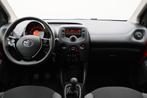 Toyota Aygo 1.0 VVT-i x-fun 5-Deurs, LED, Airco, Bluetooth,, Auto's, Voorwielaandrijving, Stof, Gebruikt, Zwart