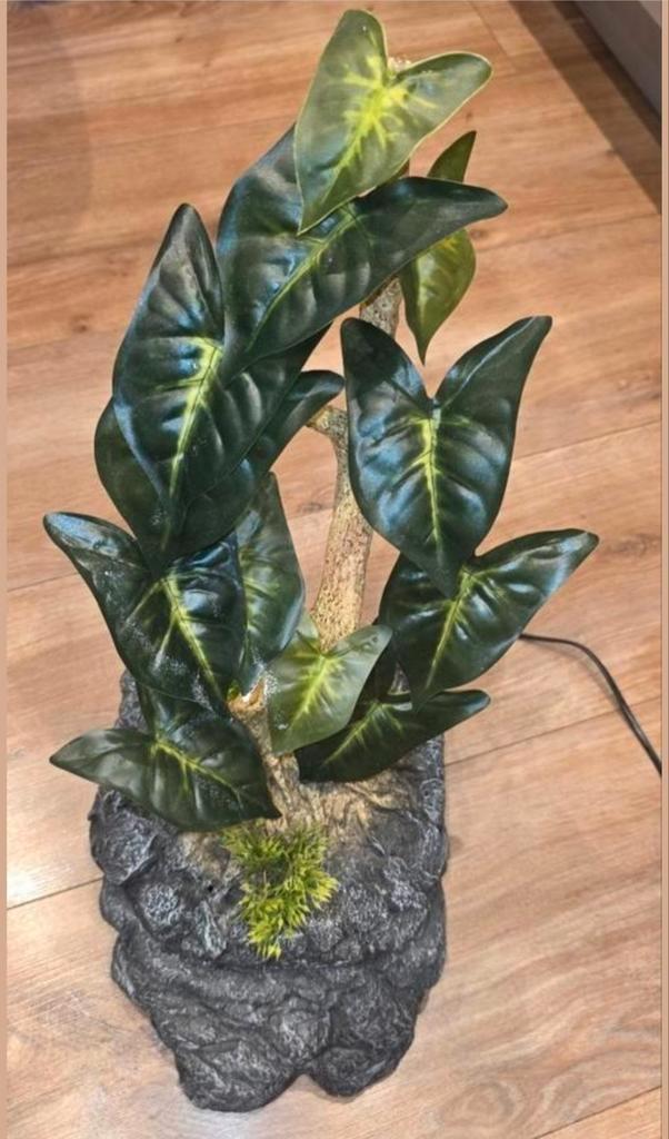 Repto water dripping tree (reptielen kameleon dripper), Dieren en Toebehoren, Reptielen en Amfibieën | Toebehoren, Zo goed als nieuw