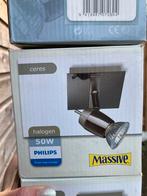 Drie (3) spotjes hallogeen incl lampjes, Huis en Inrichting, Lampen | Plafondlampen, Ophalen of Verzenden