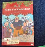 A. de Vries - Heibel in de Hubbelstraat, Ophalen of Verzenden, Zo goed als nieuw, A. de Vries