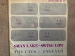 Single The Cats (England), Swan Lake / Swing low, Ophalen of Verzenden, Zo goed als nieuw, Pop, Single