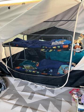 Kampeer stapelbed bunkie beschikbaar voor biedingen