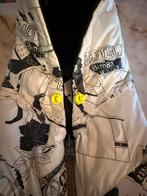 Het is een pufferjas (donsjas) van het merk BIMBA Y LOLA., Maat 38/40 (M), Wit, Bimba Y Lola, Nieuw