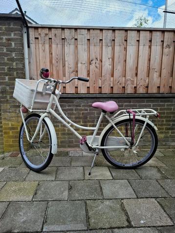 Meisjes fiets 24 inch wielen beschikbaar voor biedingen