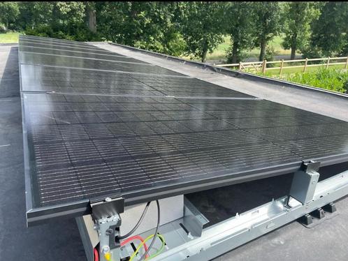 Compleet systeem - 2920 wp - 8 Zonnepanelen - omvormer, Doe-het-zelf en Verbouw, Zonnepanelen en Toebehoren, Zo goed als nieuw