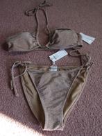 Only nieuwe goudkleurige bikini met glitters M, Kleding | Dames, Badmode en Zwemkleding, Nieuw, Ophalen of Verzenden, Bikini, Overige kleuren