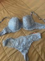 Hunkemöller Set BH 80E & String XL (valt als L), Ophalen of Verzenden, Blauw, Setje