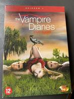 The Vampire Diaries Love Sucks Seizoen 1 ( 5 dvd set ), Alle leeftijden, Ophalen of Verzenden, Zo goed als nieuw, Komedie