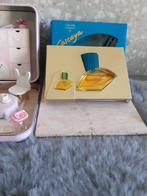 parfumminiatuur met doosje cascaya by gabriela sabatini, Verzamelen, Parfumverzamelingen, Ophalen, Zo goed als nieuw, Miniatuur