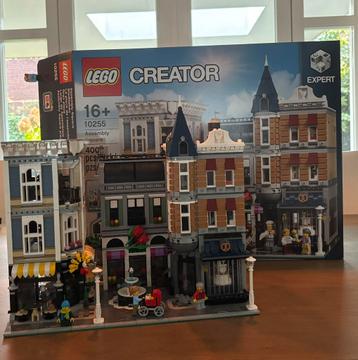 Lego 10255 Assembly Square beschikbaar voor biedingen