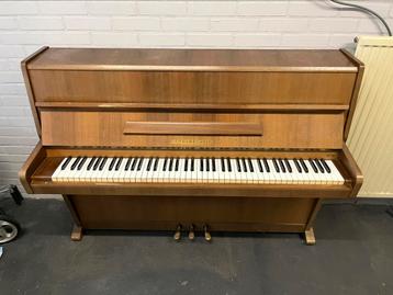 August Förster piano beschikbaar voor biedingen
