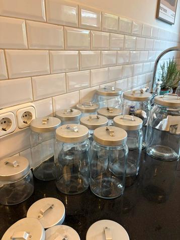 Ikea Glazen Voorraadpotten - 12 stuks + extra deksels beschikbaar voor biedingen