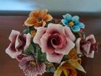 Porselijn bloemstuk., Antiek en Kunst, Ophalen of Verzenden