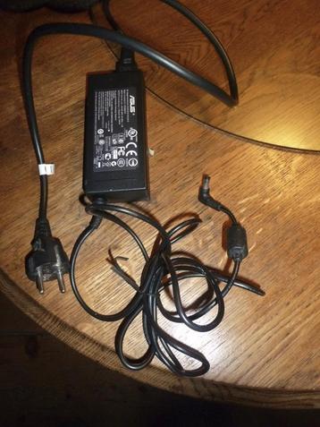 voor laptop ASUS AC ADAPTOR AC100-240V 50-60Hz 1,5A beschikbaar voor biedingen