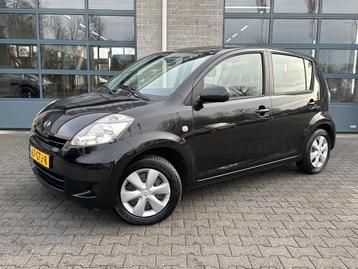 Daihatsu Sirion 2 1.0-12V Premium beschikbaar voor biedingen