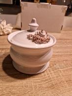 Keramieken handgemaakt potje met roos, Antiek en Kunst, Ophalen of Verzenden