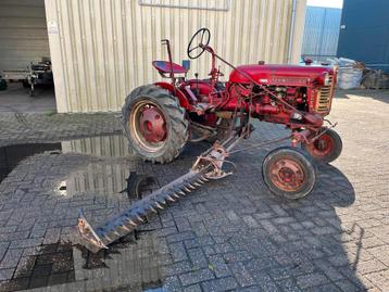 Te koop Farmall Super Cub oldtimer tractor beschikbaar voor biedingen