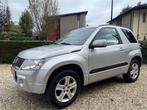 Suzuki Grand Vitara 1.6 3D 2007 | AIRCO | TREKHAAK | NAP |, Auto's, Suzuki, Stof, Zwart, 4 cilinders, Metallic lak