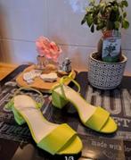 Zgan Bershka muiltjes, Geel, Zo goed als nieuw, Sandalen of Muiltjes, Bershka