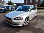 Volvo S40 2.5 T5 Geartronic sport nieuwe distributieriem, Auto's, Volvo, 74 €/maand, Zwart, 700 kg, 2521 cc