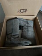Uggs grijs Ugg Classic Tall 5815 maat 37, UGG, Snowboots, Ophalen of Verzenden, Grijs
