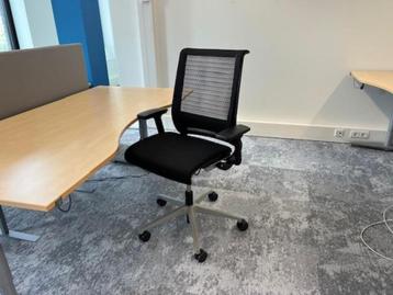Elektrisch Kinnarps Duo Bureau+2 Steelcase Bureaustoel, 15st - afbeelding 4