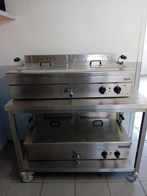 Twee professionele Oliebollen Friteuses en een RVS Werkbank, Zakelijke goederen, Horeca | Keukenapparatuur, Fornuis, Frituur en Grillen