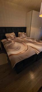 Kingsize elektrische boxspring, 2.00x2.10, Ophalen, Blauw, 210 cm, Tweepersoons