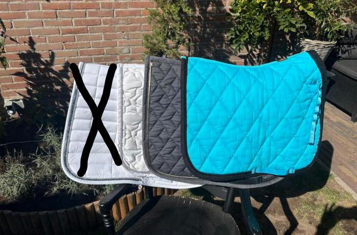 Set van 3 - sjabrak / zadeldekje, Dieren en Toebehoren, Paarden en Pony's | Dekens en Dekjes, Gebruikt, Ophalen