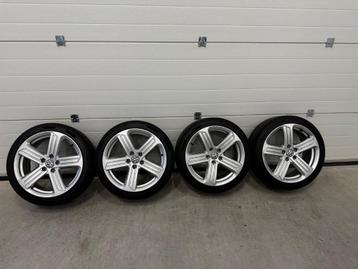 Org. 18" inch Cadiz velgen + 225/40/18 Zeetex banden beschikbaar voor biedingen