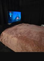 Leren TV lift voeteneindboard + Samsung Smart TV, Bruin, Tweepersoons, Ophalen of Verzenden, 200 cm