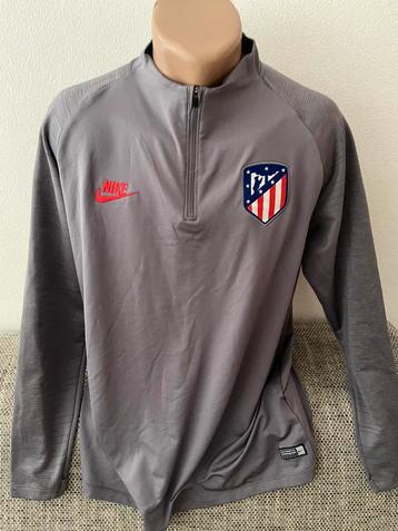 Atletico Madrid longsleeved voetbalshirt beschikbaar voor biedingen