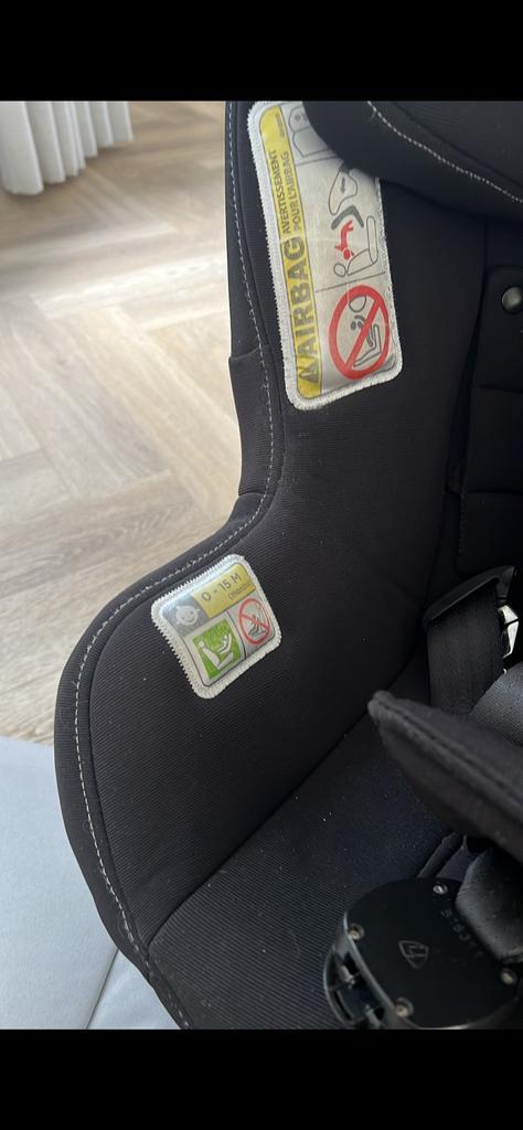 Autostoel Nuna Rebl Plus i-Size met isofix, Kinderen en Baby's, Autostoeltjes, Gebruikt, Overige merken, 0 t/m 10 kg, Isofix, Afneembare rugleuning