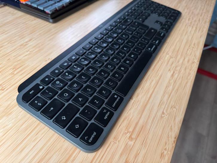 Logitech MX Keys - Toetsenbord, Computers en Software, Toetsenborden, Zo goed als nieuw, Qwerty, Draadloos, Ergonomisch, Ophalen
