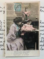Moeder en dochter in kinderstoel (KK), Ophalen of Verzenden, Voor 1920, Gelopen, Kinderen