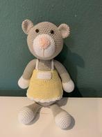 Gehaakte poes met jurkje, Ophalen of Verzenden, Nieuw, Poes