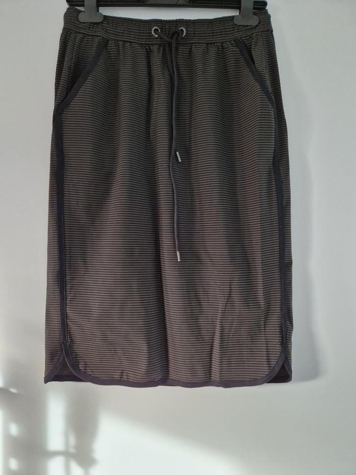 Sandwich Rokje maat XS Travelstof, Kleding | Dames, Rokken, Nieuw, Maat 34 (XS) of kleiner, Boven de knie, Ophalen