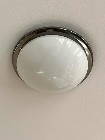Mooie plafondlamp beschikbaar voor biedingen
