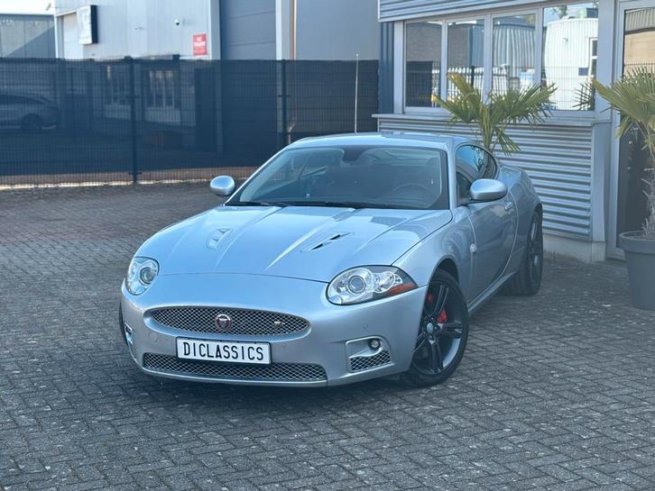 Jaguar XKR 4.2 V8 coupé Supercharged!!, Auto's, Jaguar, Bedrijf, XK, Achteruitrijcamera, Airbags, Airconditioning, Alarm, Bluetooth