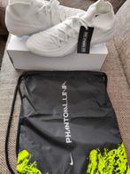 NIEUW NIKE PHANTOM LUNA II ELITE FG NBY, Maat XS of kleiner, Ophalen of Verzenden, Nieuw, Schoenen