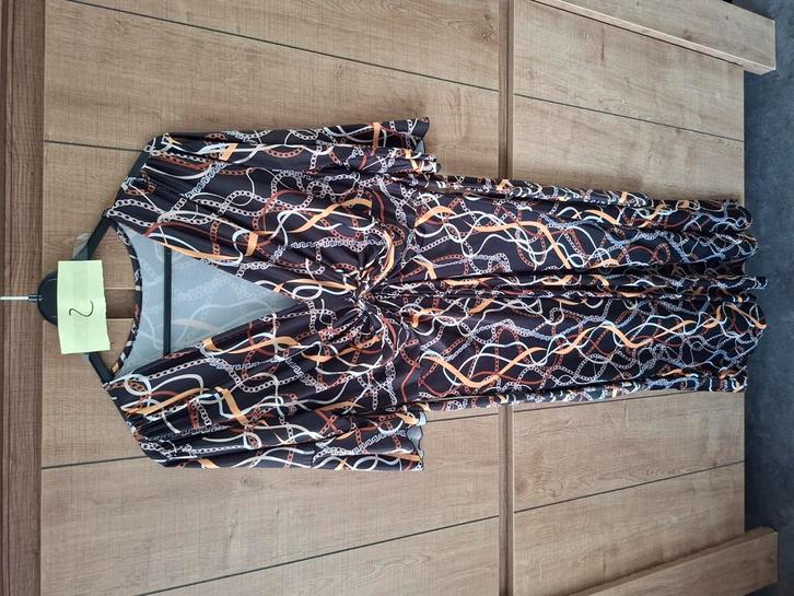 Mooie jurken ( en mooie blouse in mijn andere advertentie), Kleding | Dames, Jurken, Zo goed als nieuw, Maat 42/44 (L), Onder de knie
