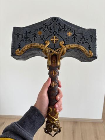 God of War Ragnarök Mjolnir Hamer Collectors Edition  beschikbaar voor biedingen