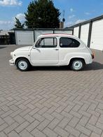 Te koop leuke oldtimer Zastava 750S 1974 opknapper., Auto's, 54 pk, Zwart, Wit, Origineel Nederlands
