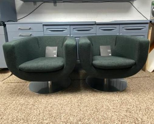 B&B Italia Tulip 2x antraciet groen, Huis en Inrichting, Fauteuils, Gebruikt, Stof, 50 tot 75 cm, 75 tot 100 cm, Ophalen