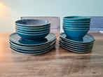 Prachtig blauw/groen asymmetrisch servies 6 persoons 24delig, Huis en Inrichting, Keuken | Servies, Ophalen, Gebruikt, Bord(en)