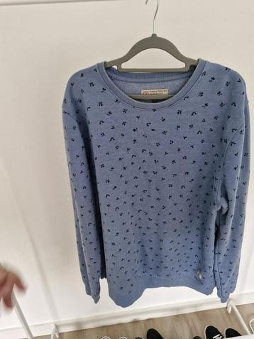 Grijs blauwe heren trui 2XL beschikbaar voor biedingen